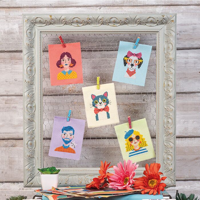 Cross Stitcher Magazine - Issue 413 - Small Faces - Fabric Only 