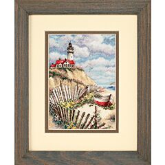 The Gold Collection Petites: Cliffside Beacon